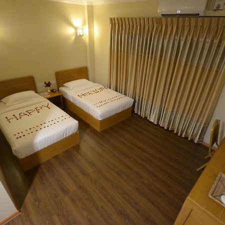 Inle Strand Hotel Nyaung Shwe Kültér fotó